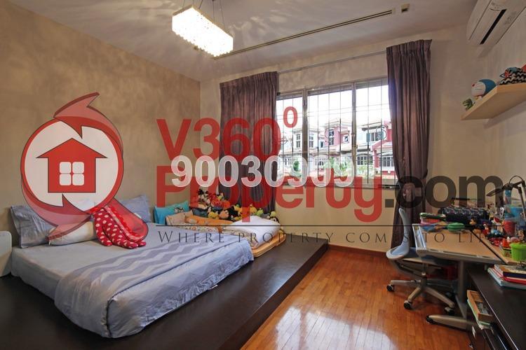 Changi Heights (D17), Terrace #163698352